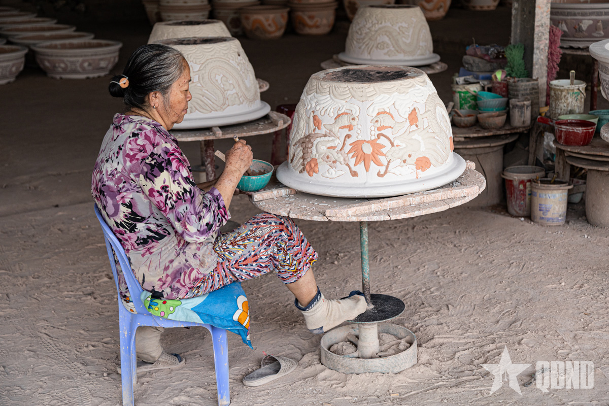 Đến Lái Thiêu xem nghệ nhân làm gốm

